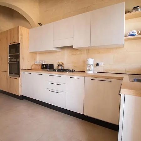 Ta' Martinu * Sannat