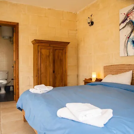 Ta' Martinu Villa *