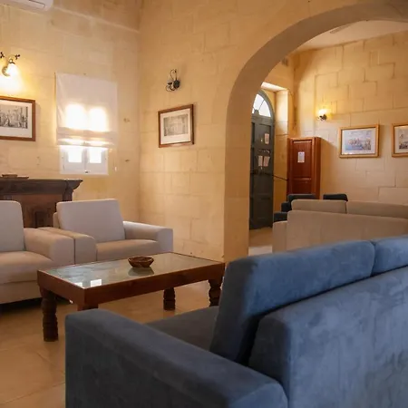 Ta' Martinu * Sannat