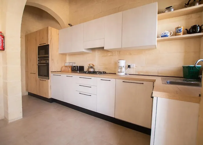 Ta' Martinu * Sannat